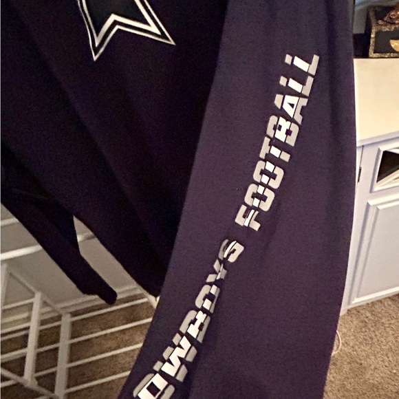 Nike Black Long Sleeve Shirt Dri Fit Dallas Cowboys .  Size L - Picture 2 of 4